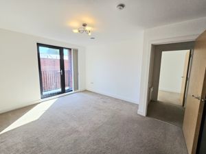Lounge- click for photo gallery